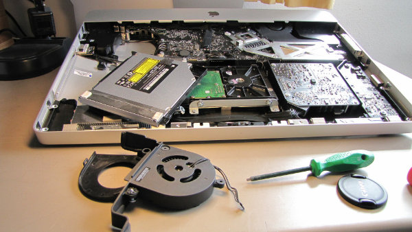 Reparatur an einem IMac